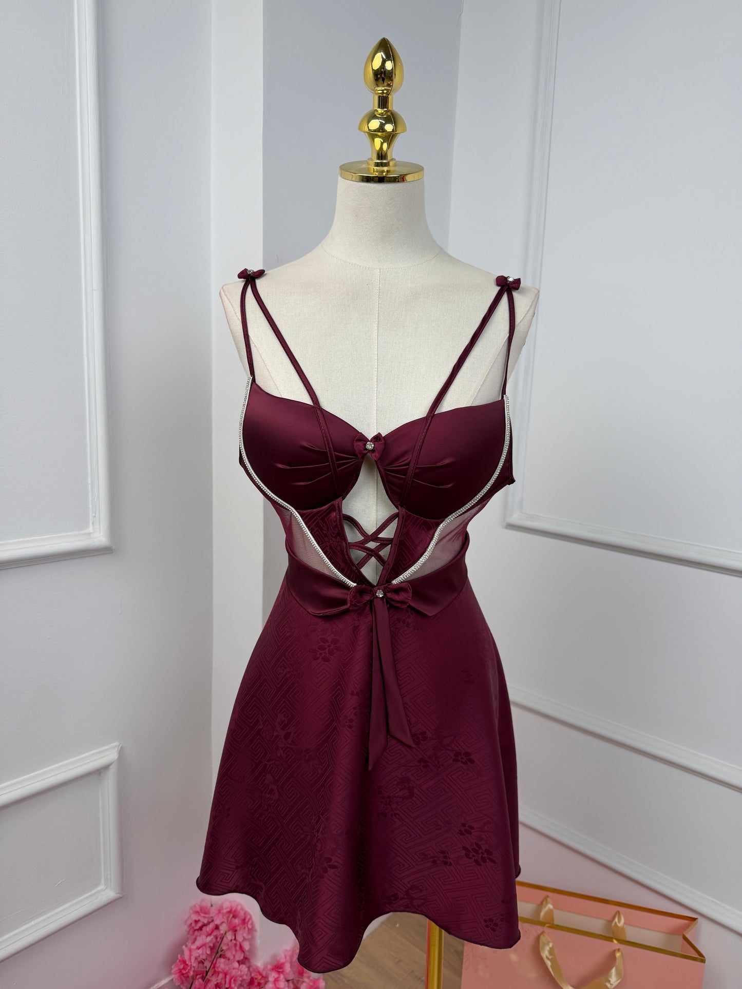 #Color_Burgandy
