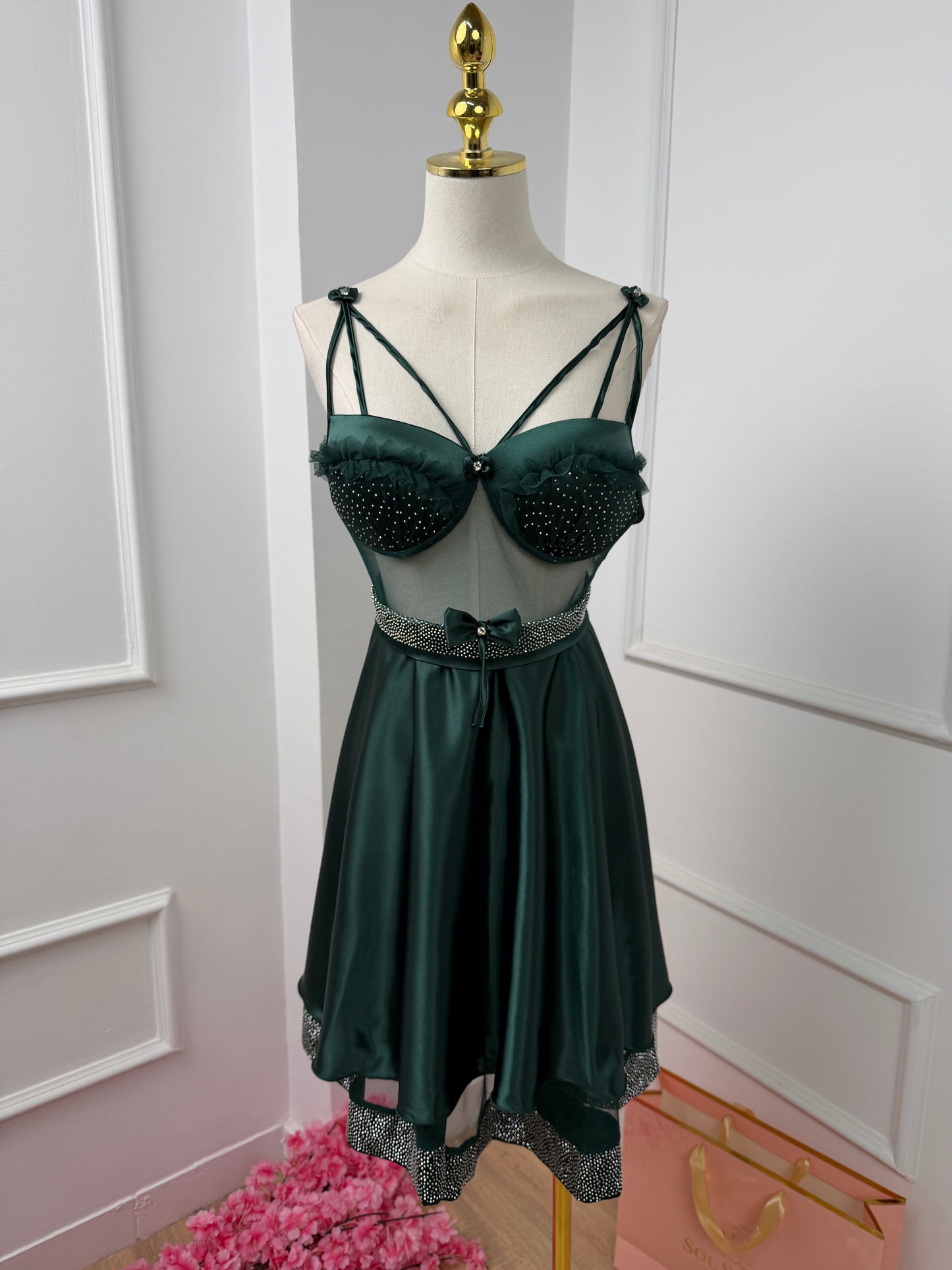 #Color_Dark green