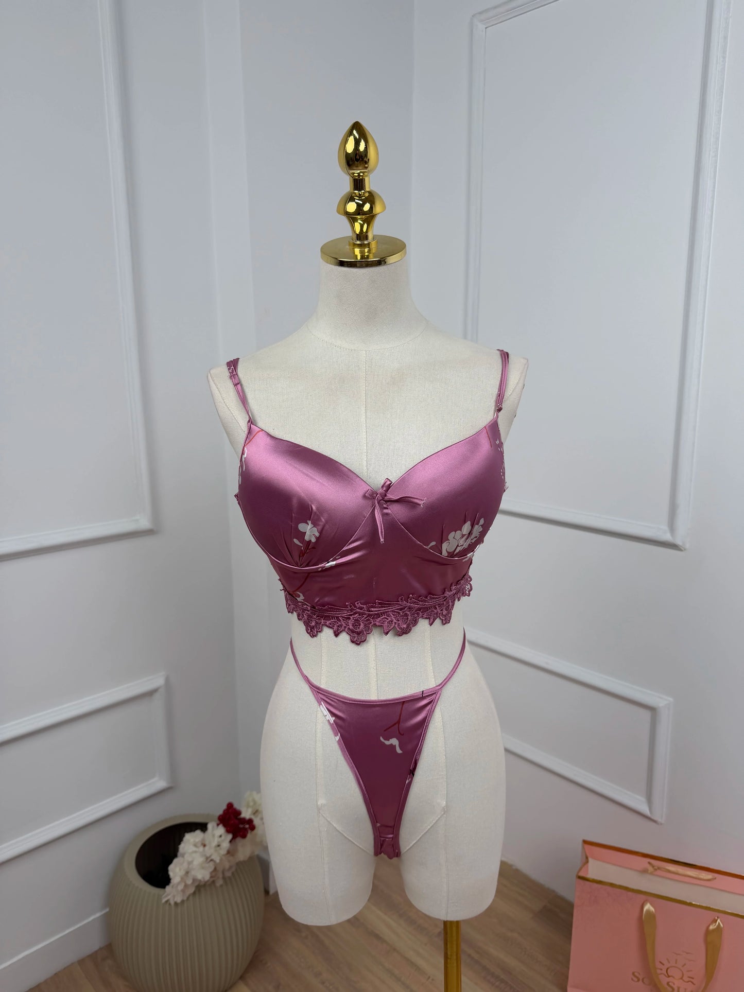Sakura Fame – 10 Pieces Luxury Set