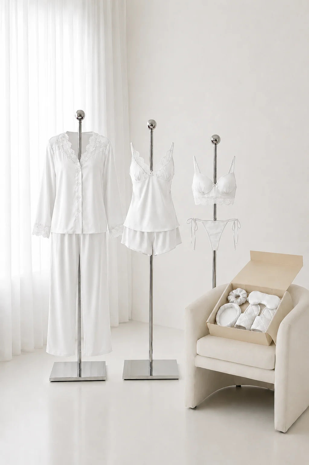 #Color_White