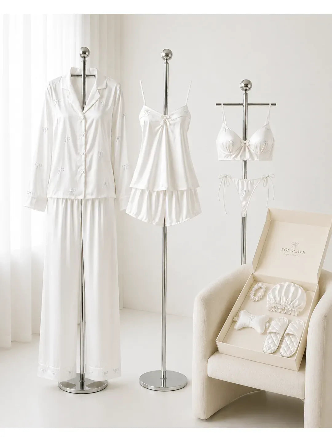 #Color_White