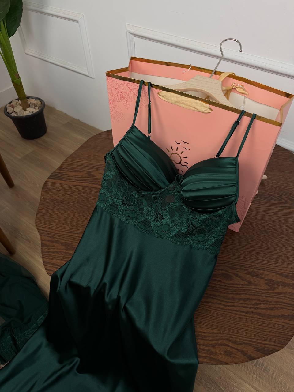 #Color_Dark green