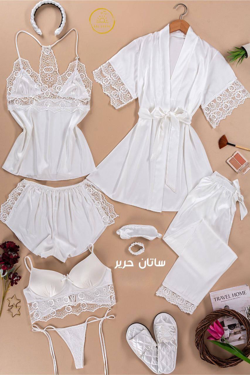 #Color_White