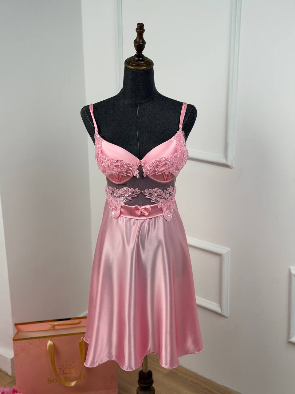 #Color_Pink