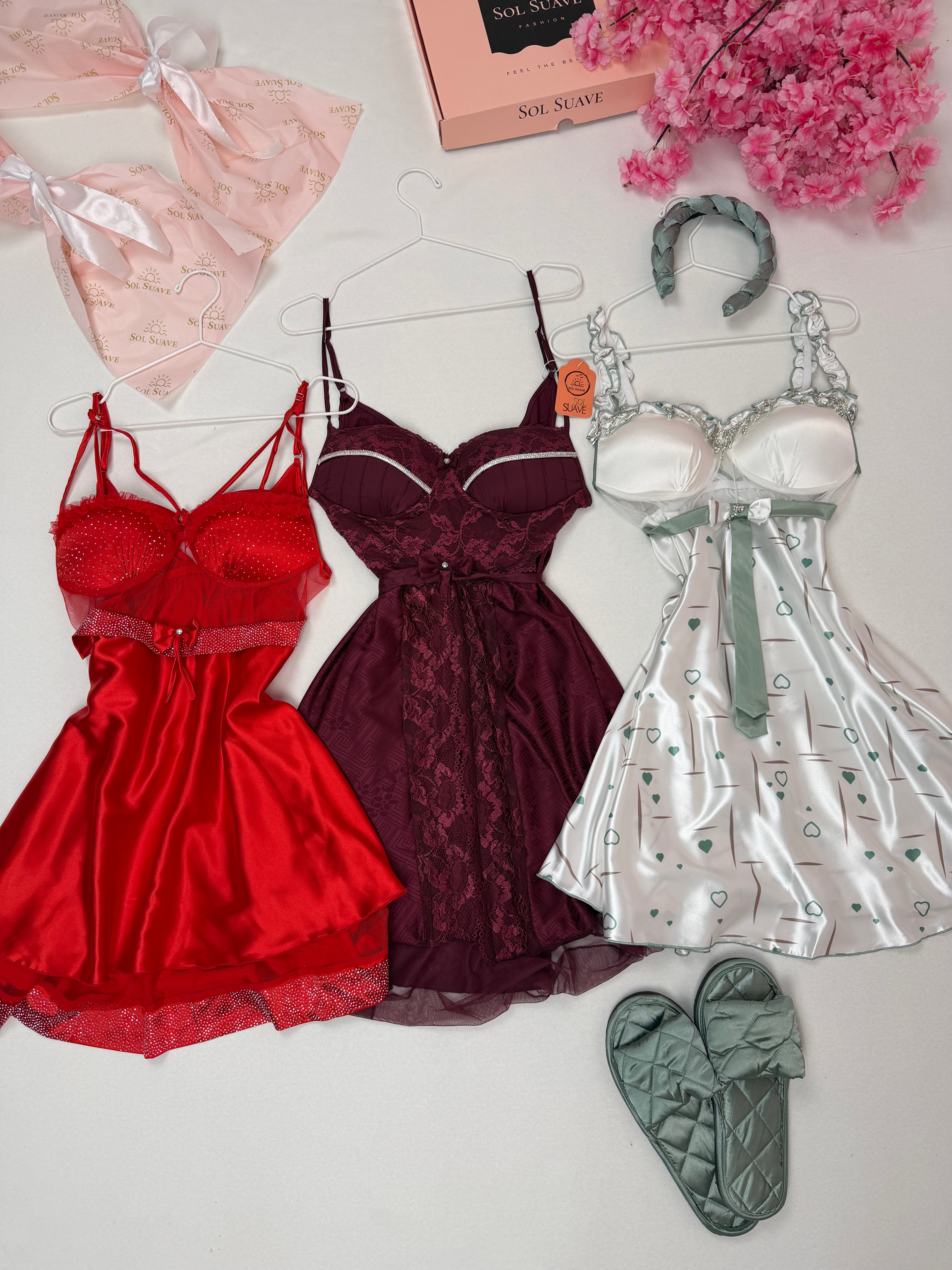 طقم الفساتين المميزة