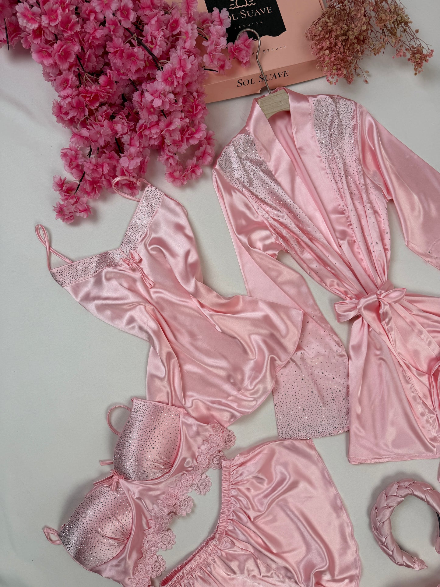 #Color_Pink