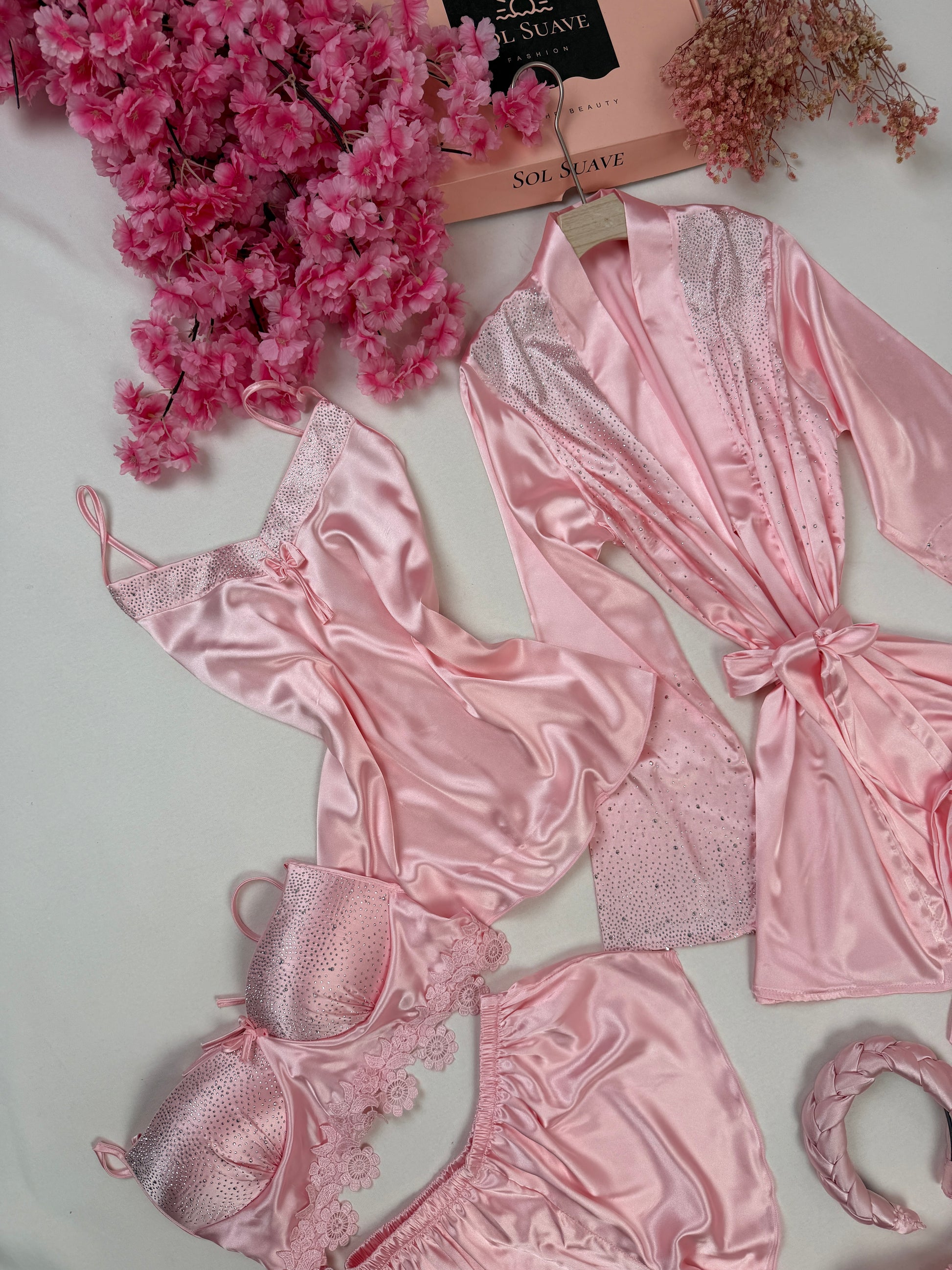 #Color_Pink