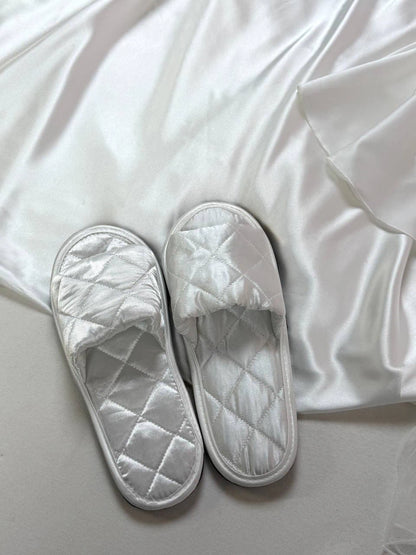 #Color_White